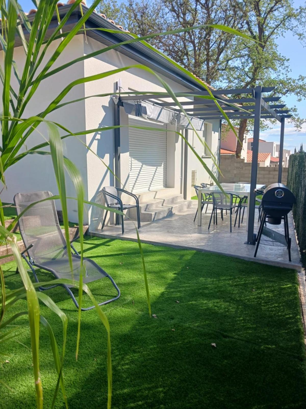 L'Eden Des Aspres Villa Thuir Kültér fotó