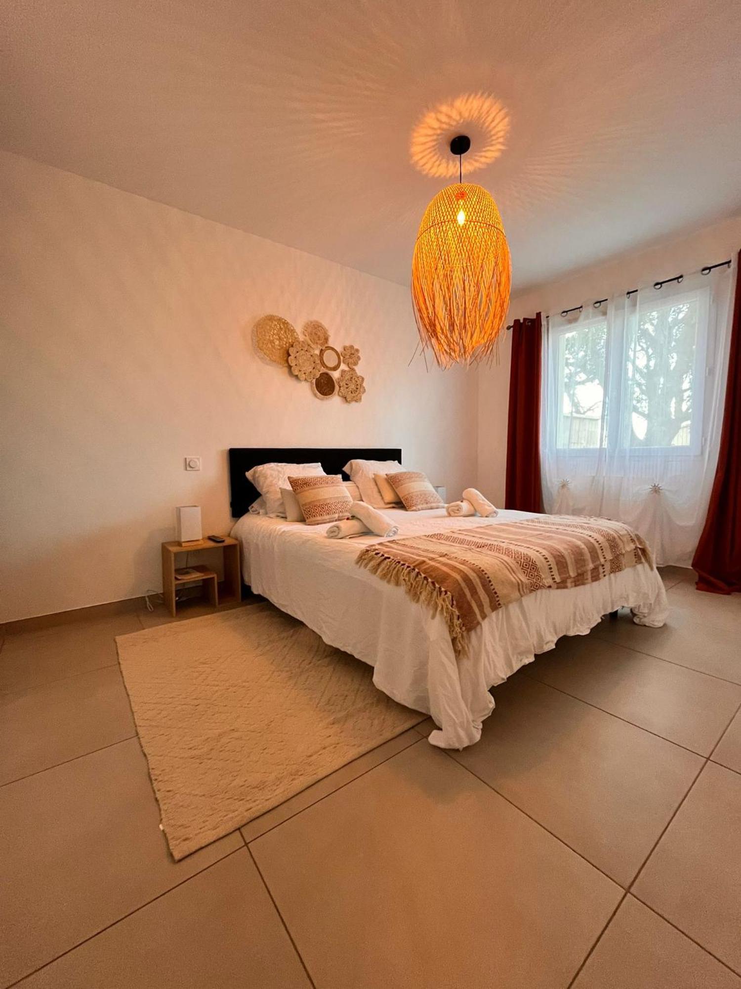 L'Eden Des Aspres Villa Thuir Kültér fotó